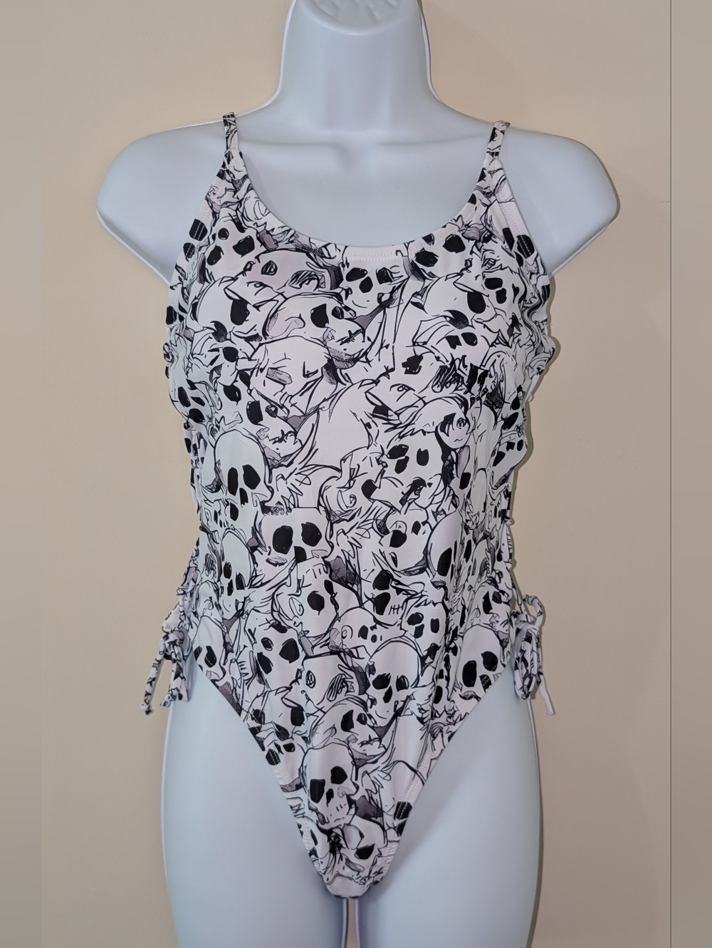 ROMWE Size 6 Medium White And Black Skull Body Bathing Suit Gothic Goth Spooky